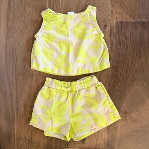 GAP Lime and Cream Toddler Outfit